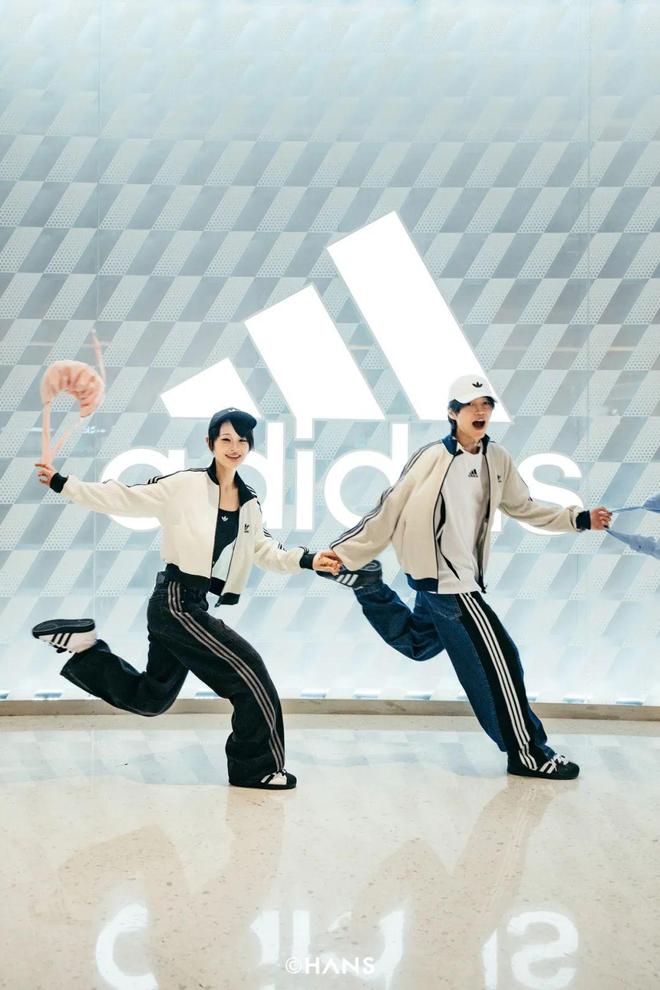 入口救救这个武汉七夕！mg不朽情缘游戏登录(图2)